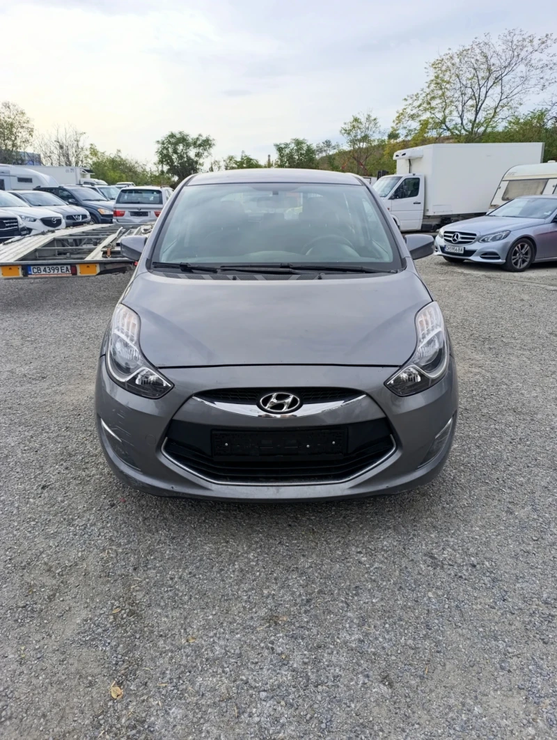 Hyundai Ix20, снимка 8 - Автомобили и джипове - 45988117