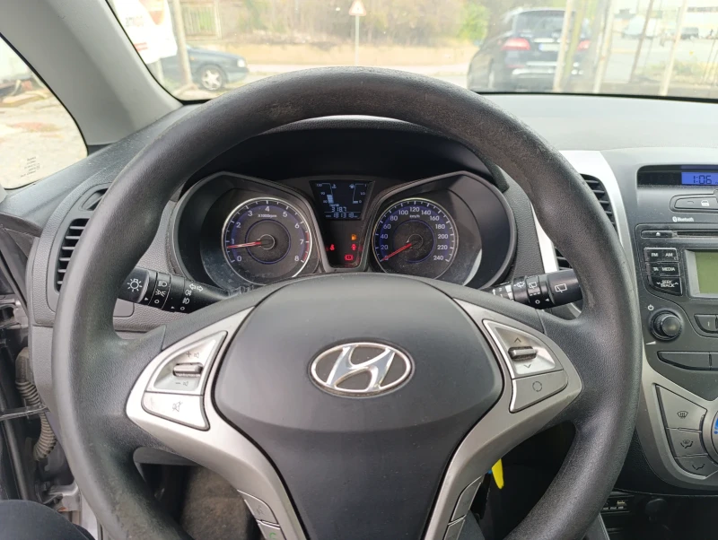 Hyundai Ix20, снимка 14 - Автомобили и джипове - 45988117