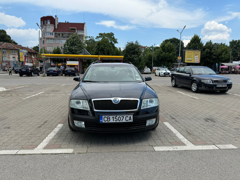 Skoda Octavia, снимка 2 - Автомобили и джипове - 46273138
