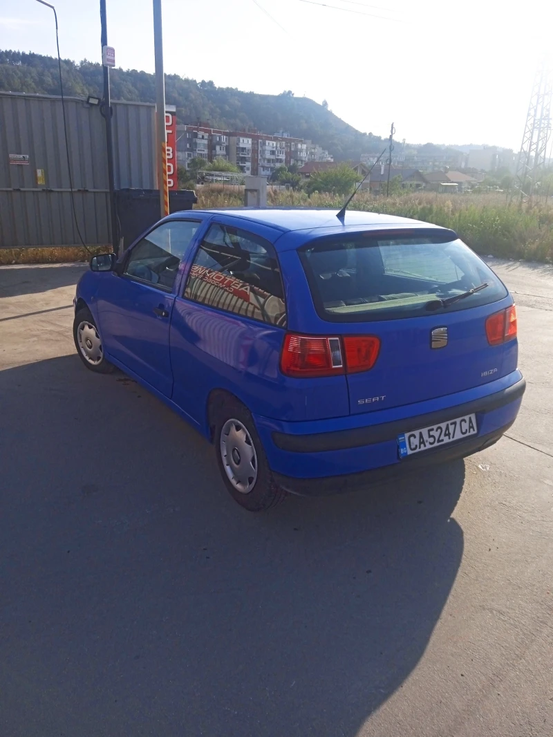 Seat Ibiza, снимка 14 - Автомобили и джипове - 47020490