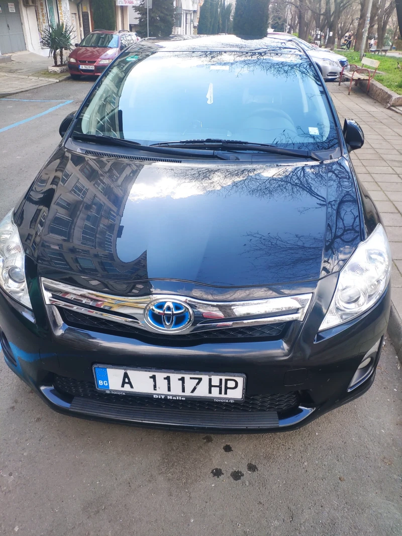 Toyota Auris 1.8 хечбек, снимка 1 - Автомобили и джипове - 47420213