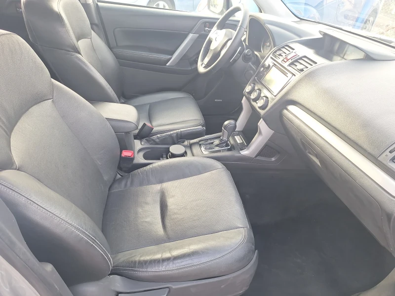 Subaru Forester 2.0 XT, снимка 10 - Автомобили и джипове - 48520088