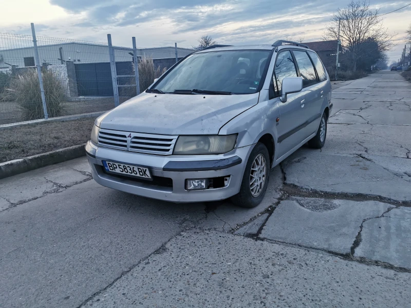 Mitsubishi Space wagon 2.4, снимка 2 - Автомобили и джипове - 49201331