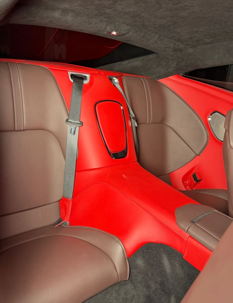 Aston Martin Други DB12* Coupe* 4.0 V8, снимка 11 - Автомобили и джипове - 49467103