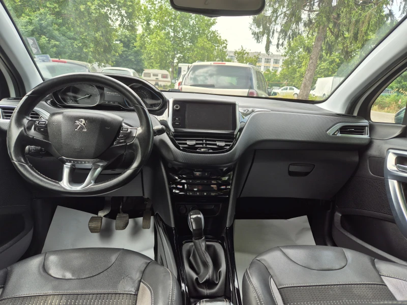 Peugeot 2008 1.2 Бензин ALLURE. PURE TECH, снимка 9 - Автомобили и джипове - 50683307