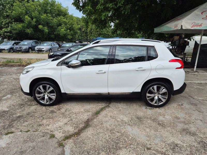 Peugeot 2008 1.2 Бензин ALLURE. PURE TECH, снимка 2 - Автомобили и джипове - 50683307