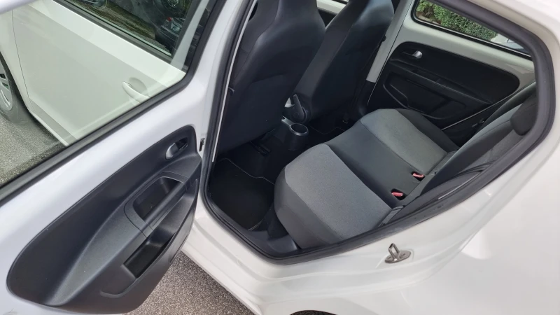 VW Up 1.0MPI Euro5B, снимка 8 - Автомобили и джипове - 52008677