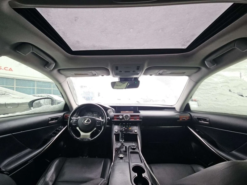 Lexus IS * 300 * CARFAX * ЦЕНА ДО БГ, снимка 9 - Автомобили и джипове - 53259724