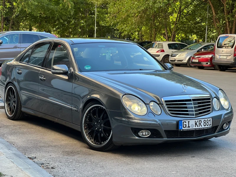 Mercedes-Benz E 320 Facelift!!, снимка 5 - Автомобили и джипове - 53506923