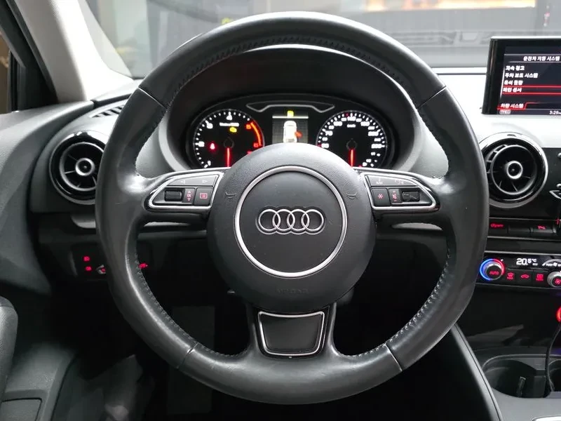 Audi A3 2.0 TDI, снимка 13 - Автомобили и джипове - 54971500