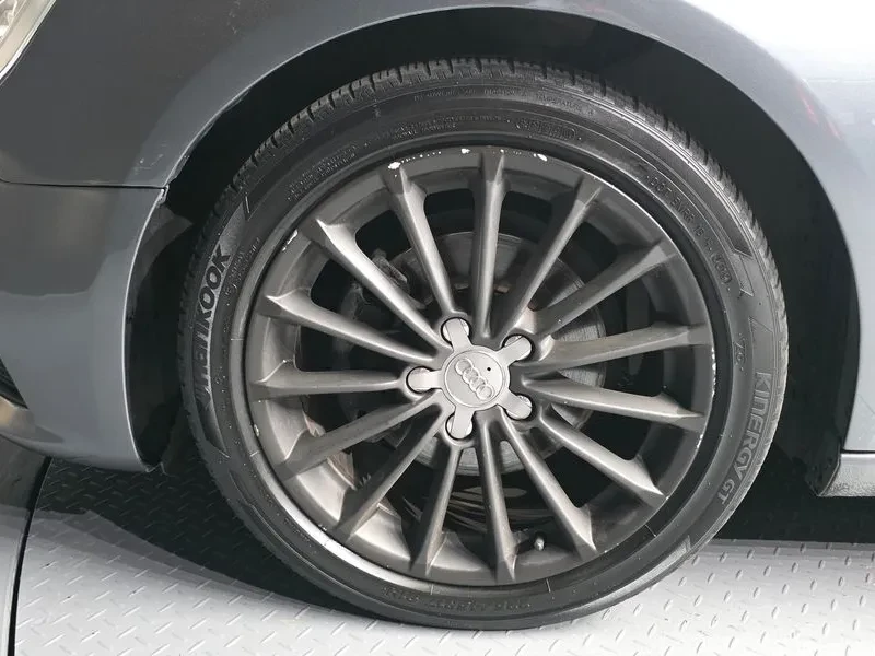 Audi A3 2.0 TDI, снимка 5 - Автомобили и джипове - 54971500