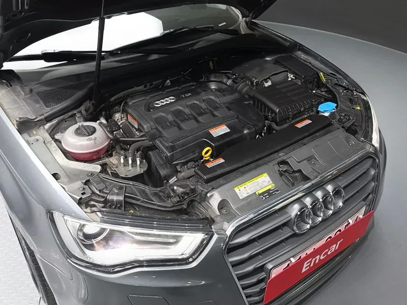 Audi A3 2.0 TDI, снимка 6 - Автомобили и джипове - 54971500