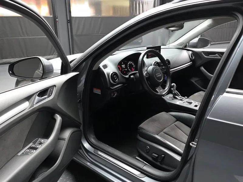 Audi A3 2.0 TDI, снимка 10 - Автомобили и джипове - 54971500
