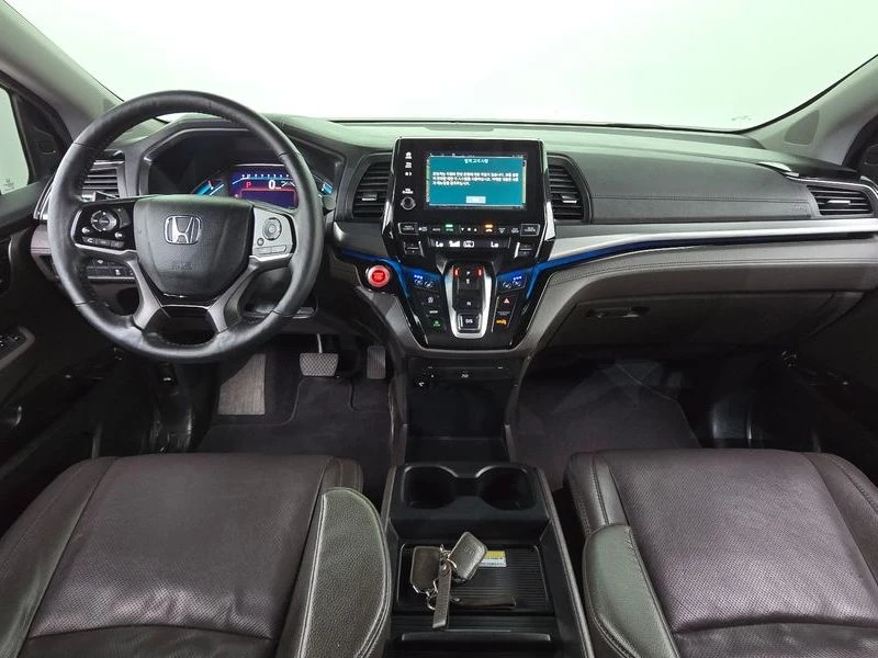 Honda Odyssey 3.5 Automatic, снимка 7 - Автомобили и джипове - 55905995