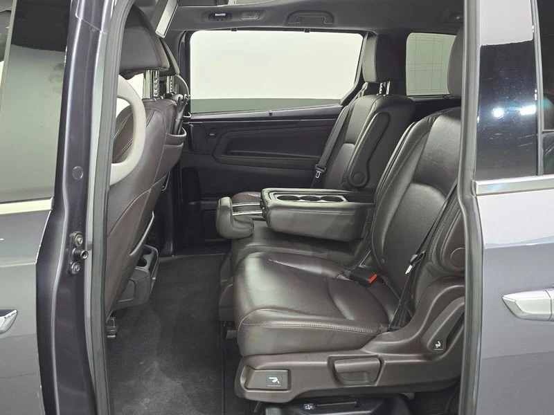 Honda Odyssey 3.5 Automatic, снимка 11 - Автомобили и джипове - 55905995