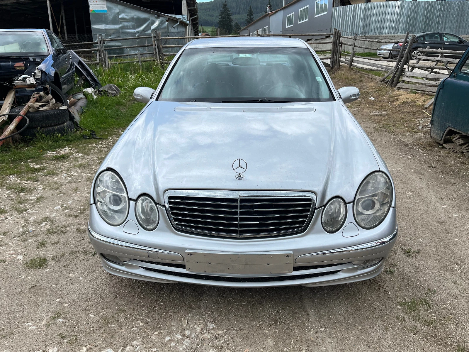 Mercedes-Benz E 270 На части - изображение 3