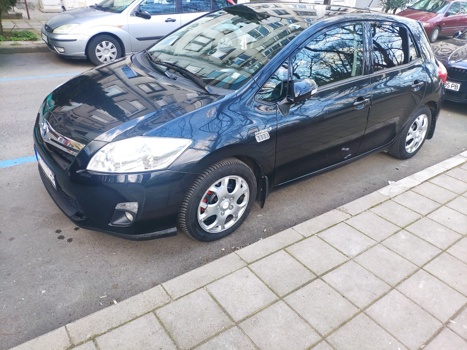 Toyota Auris 1.8 хечбек - изображение 4