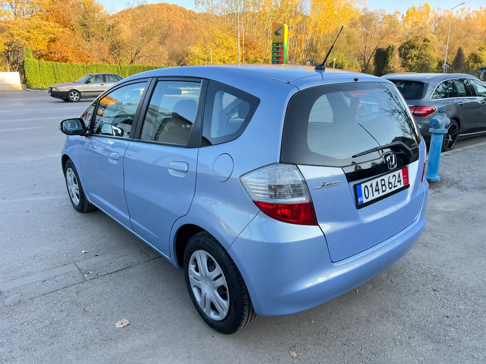 Honda Jazz 1.4i ШВЕЙЦАРИЯ - изображение 4