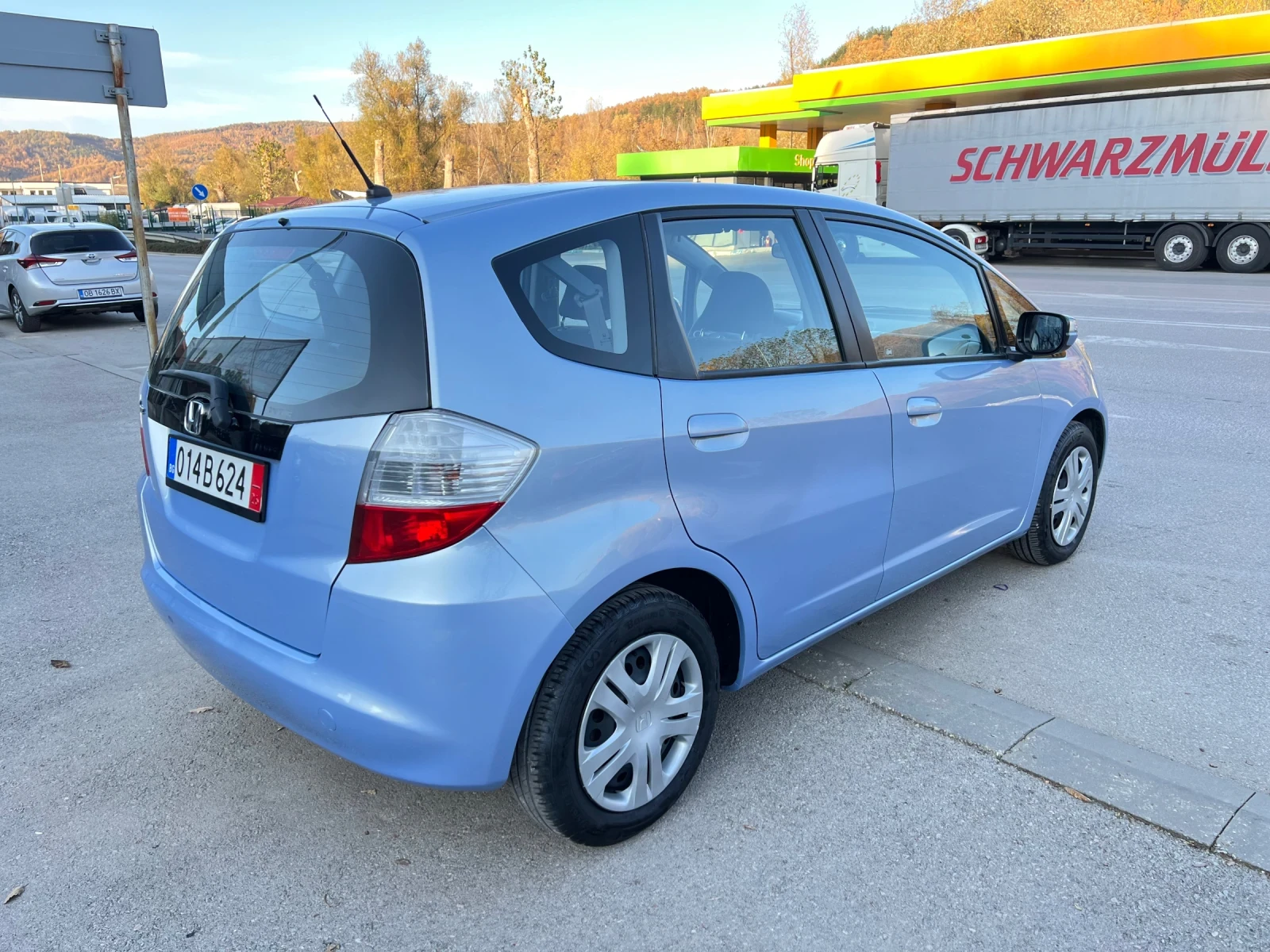 Honda Jazz 1.4i ШВЕЙЦАРИЯ - изображение 3