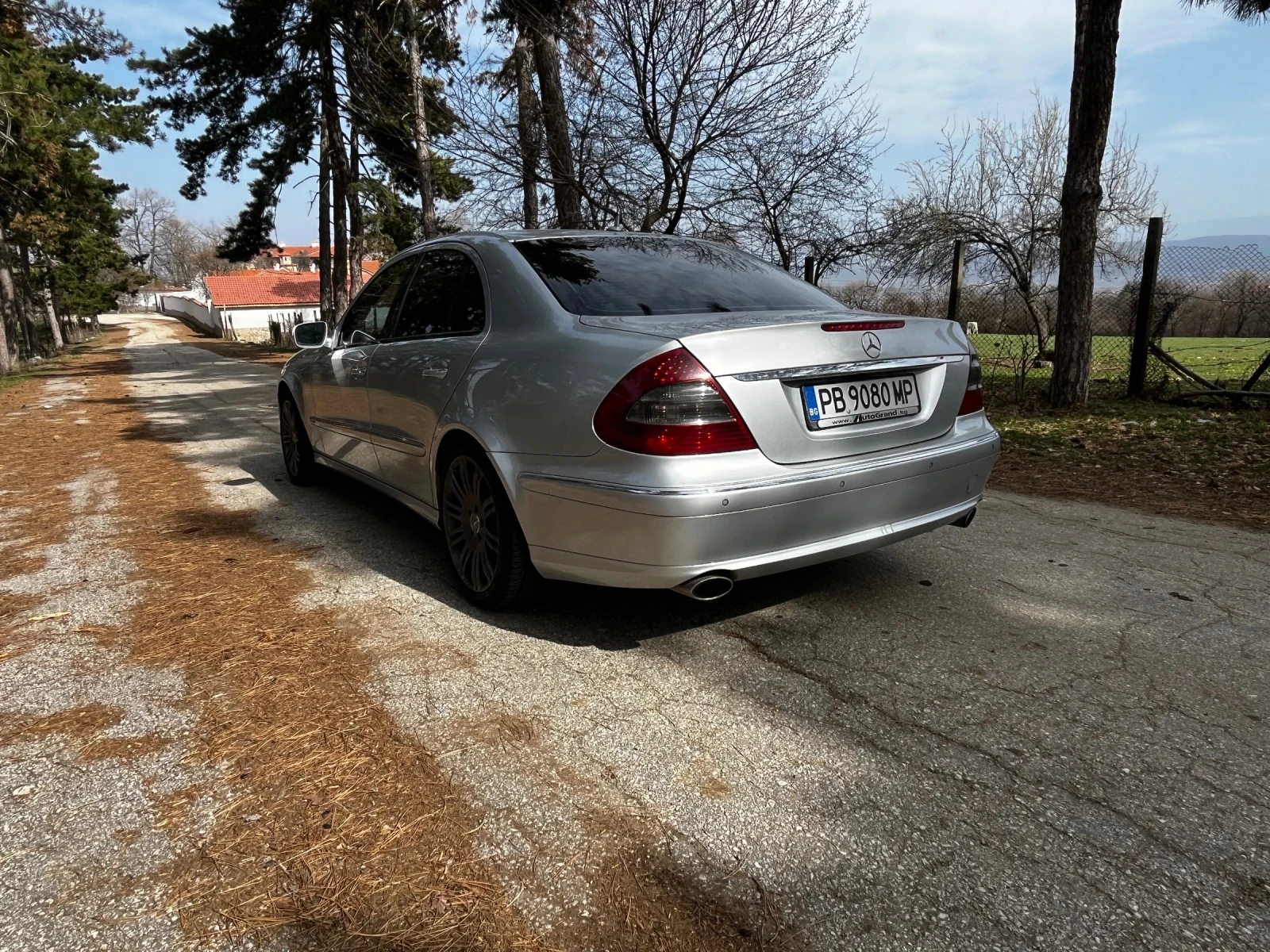 Mercedes-Benz E 280 CDI AVANGARD - изображение 3