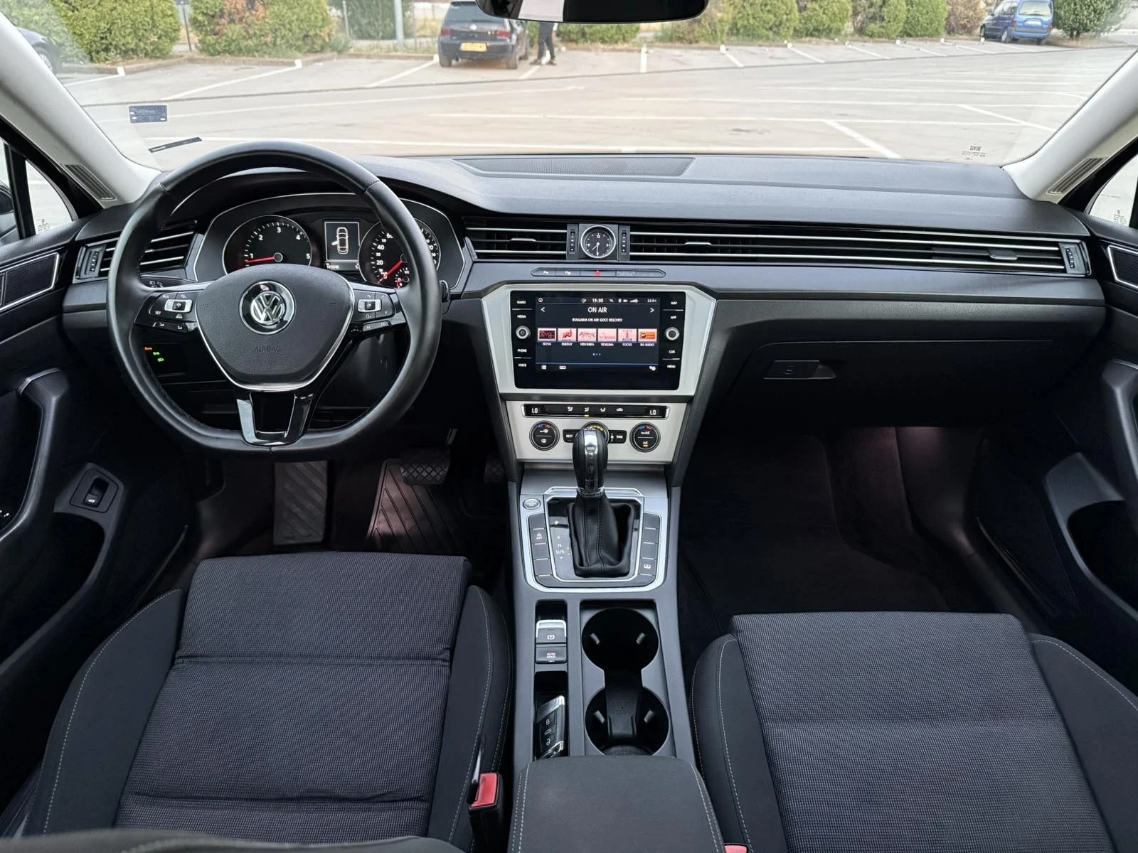 VW Passat 1.6TDI DSG!!!DISTRINIK!!! BARTER!!!LIZING!!!  - изображение 9