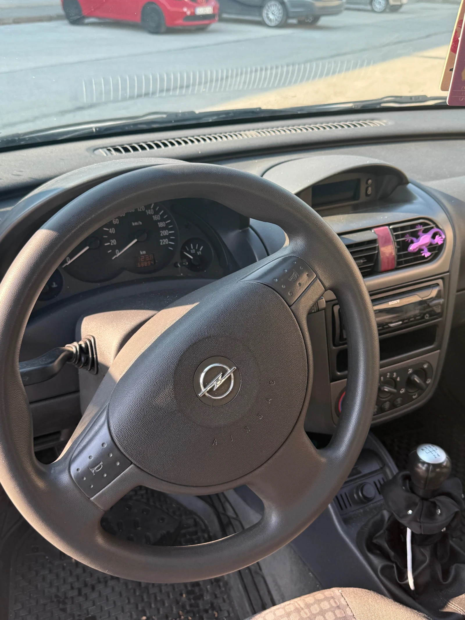 Opel Corsa  - изображение 9