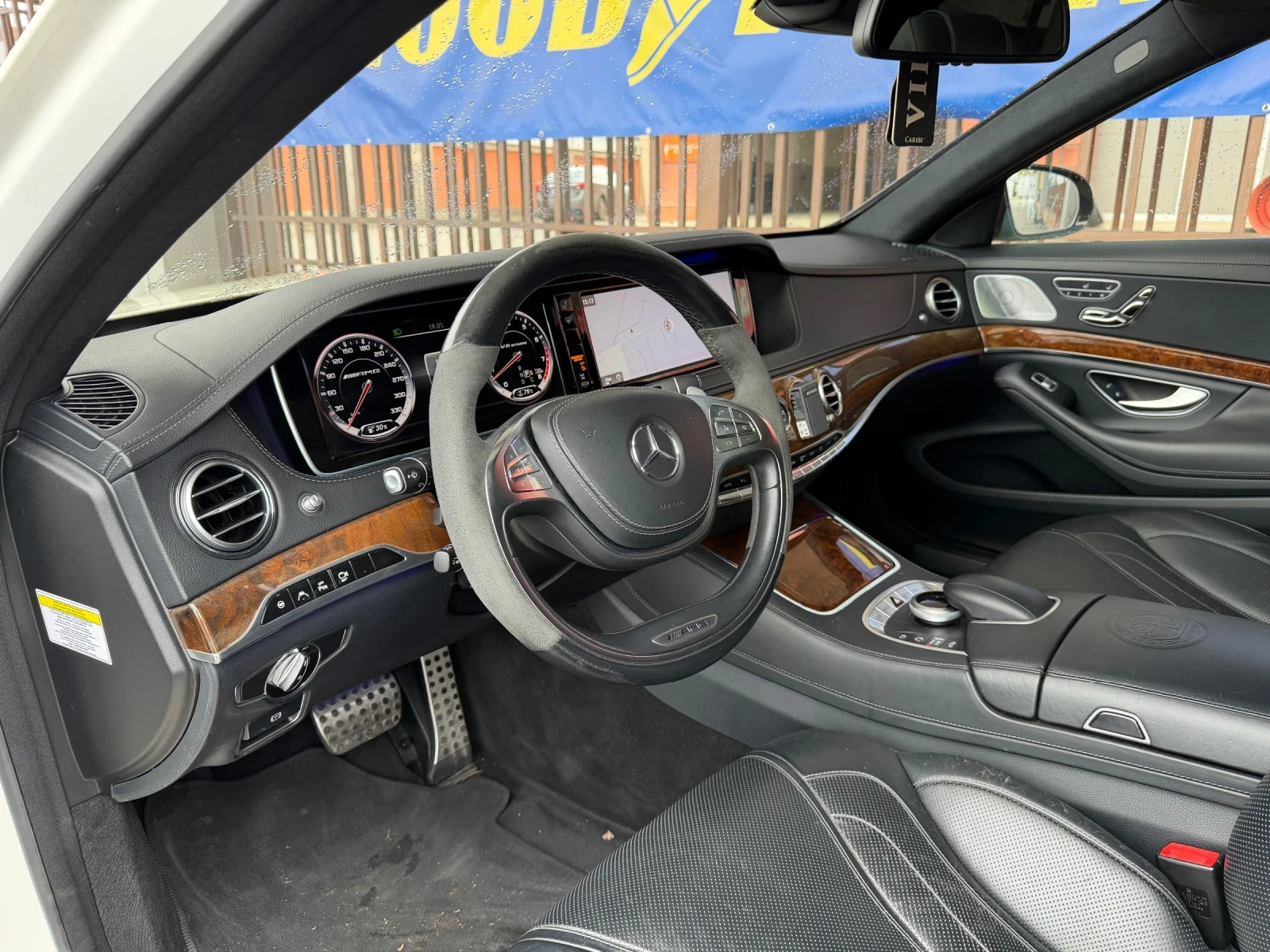 Mercedes-Benz S 63 AMG 612кс* FACELIFT* БАРТЕР* ШОК* ЦЕНА, снимка 12 - Автомобили и джипове - 52042931