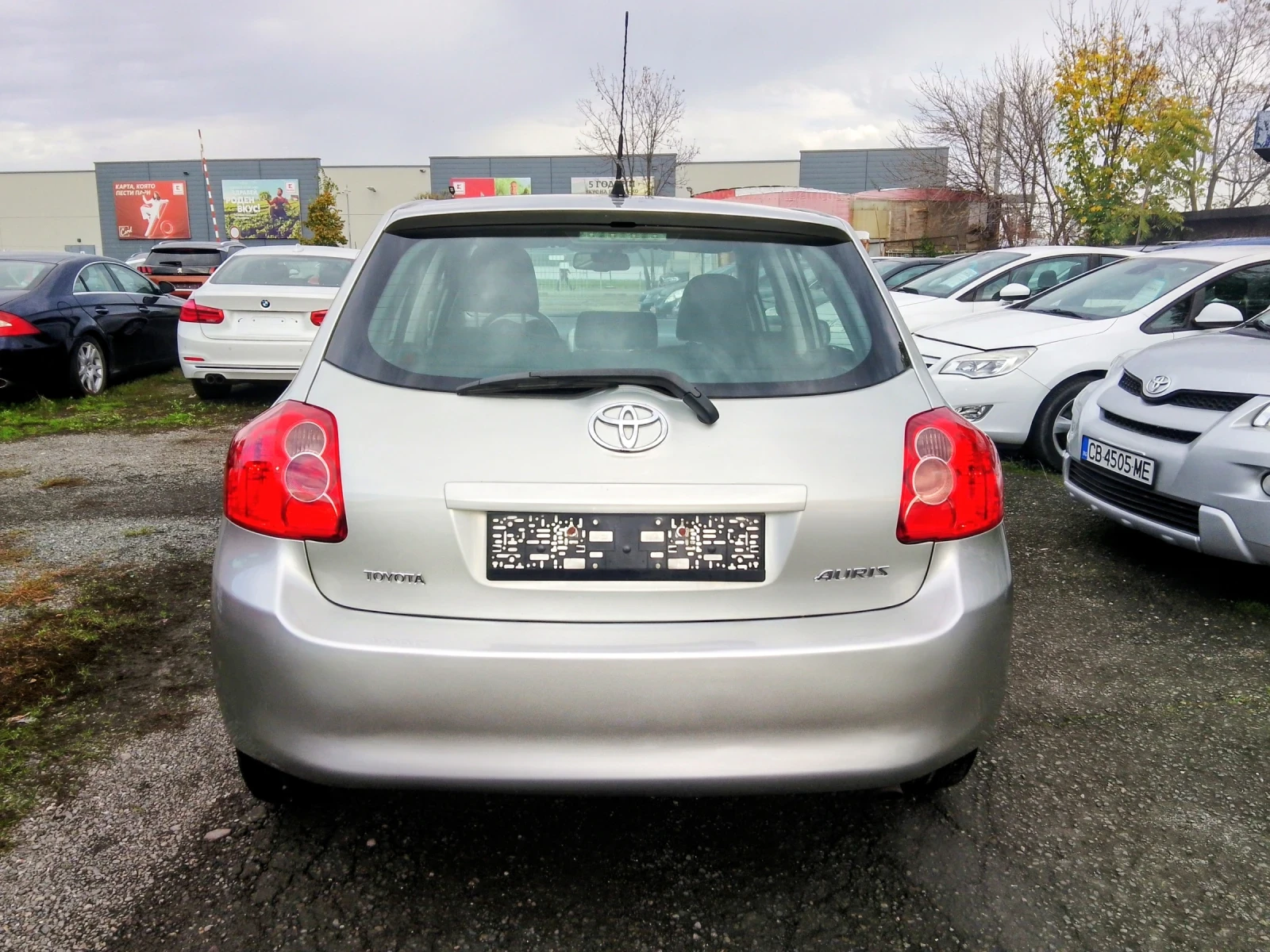 Toyota Auris 1.6БЕНЗИН-АВТОМАТИК-KEYLESS-КЛИМАТРОНИК-ОТЛИЧНА- - изображение 4