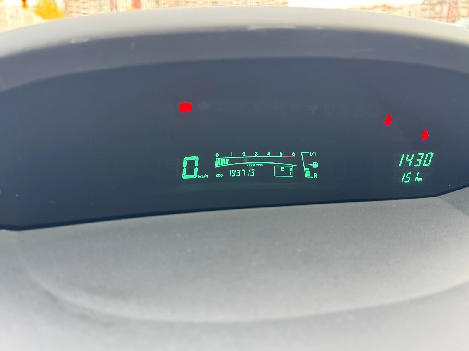 Toyota Yaris 1.4D-4D - изображение 9