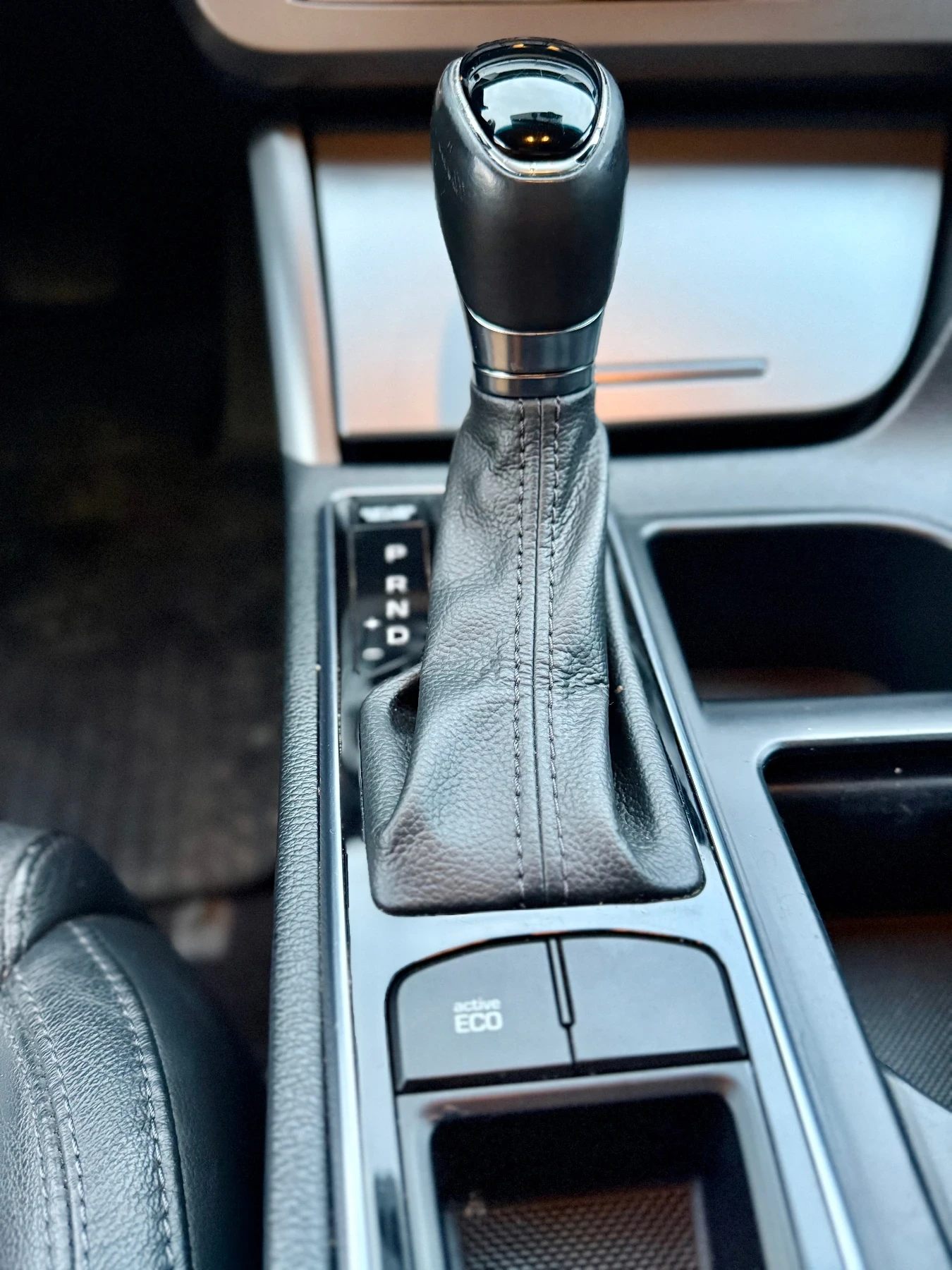 Hyundai Sonata HYUNDAI SONATA KEYLESS Първи Собственик, 2.0 LPG - изображение 10