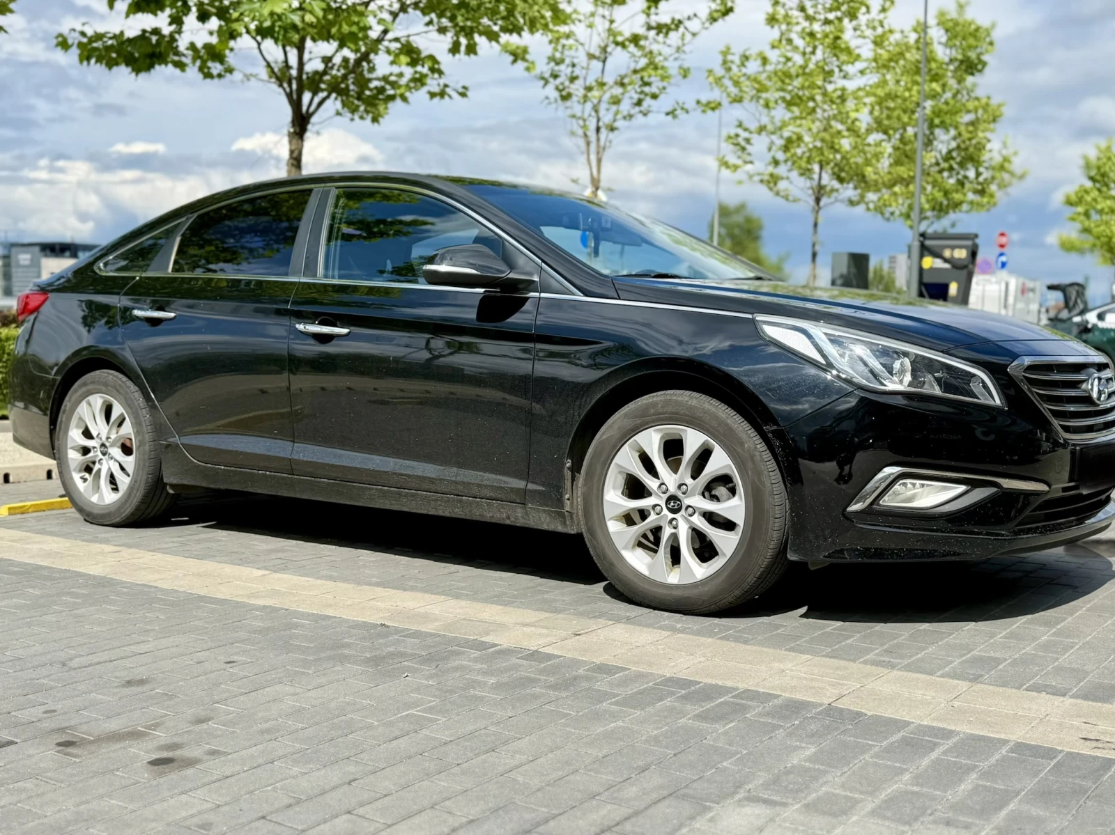 Hyundai Sonata HYUNDAI SONATA KEYLESS Първи Собственик, 2.0 LPG, снимка 2 - Автомобили и джипове - 54637052