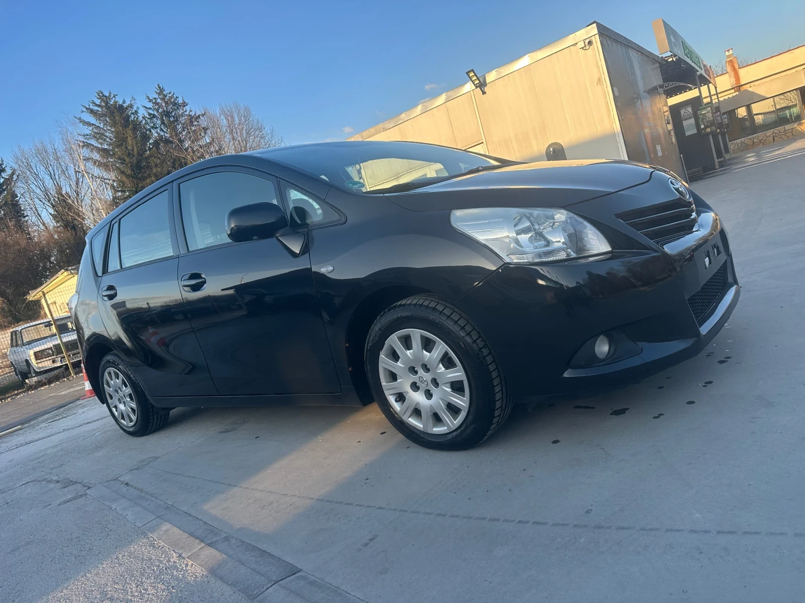 Toyota Verso * 2.0* D4D, снимка 5 - Автомобили и джипове - 53926400
