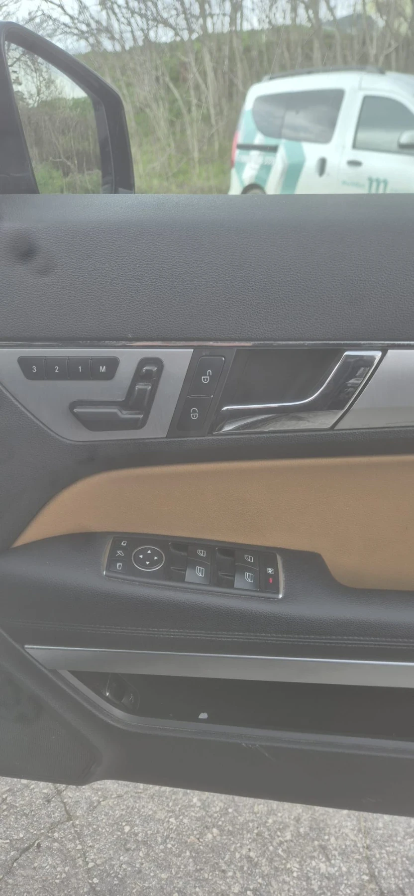 Mercedes-Benz E 350, снимка 7 - Автомобили и джипове - 54087663