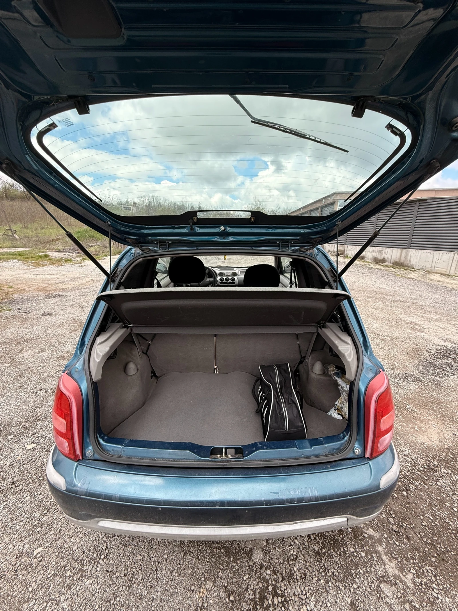 Nissan Micra, снимка 11 - Автомобили и джипове - 54166703