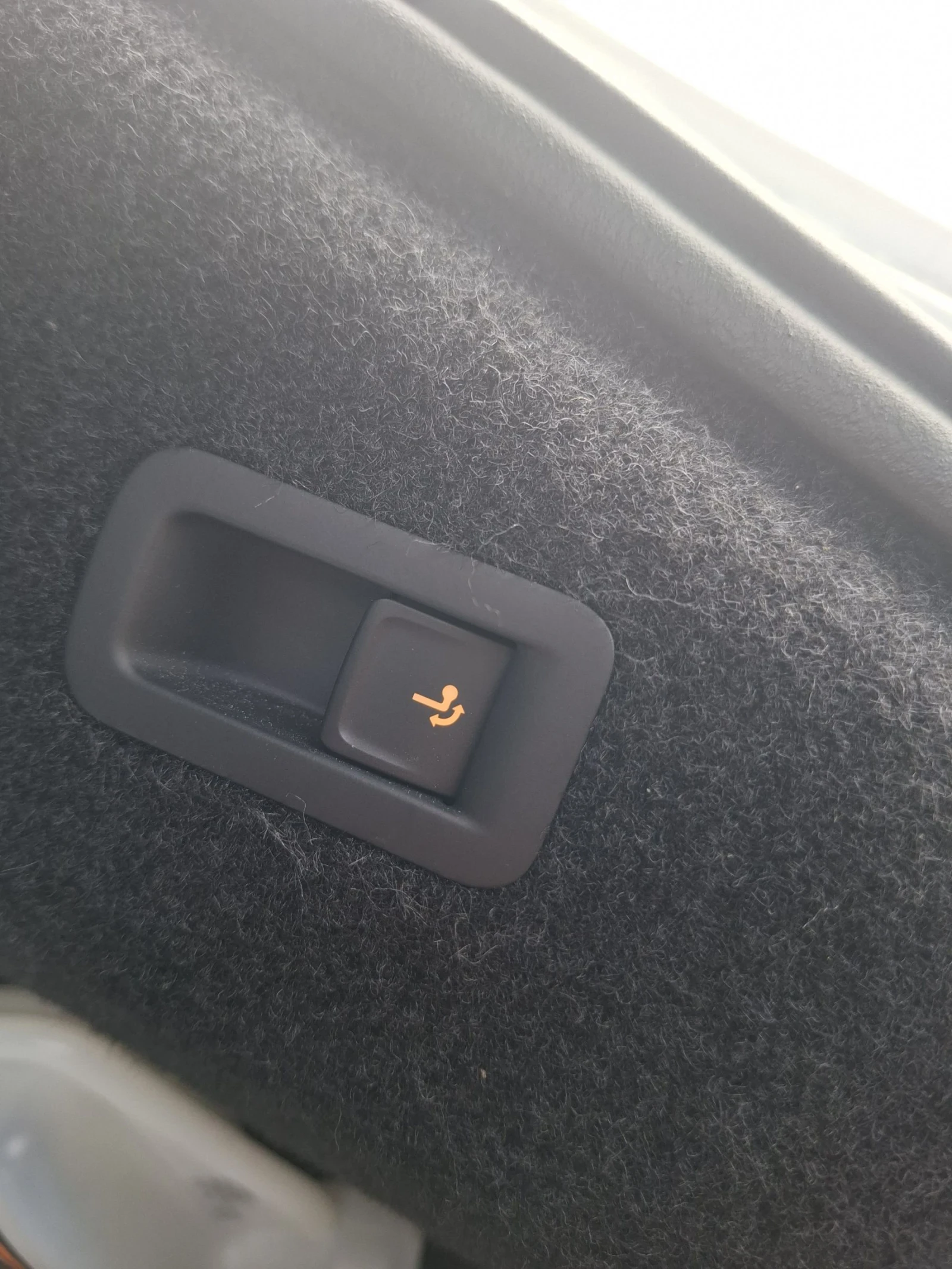 VW Arteon R Line 4 motion, снимка 14 - Автомобили и джипове - 54280837