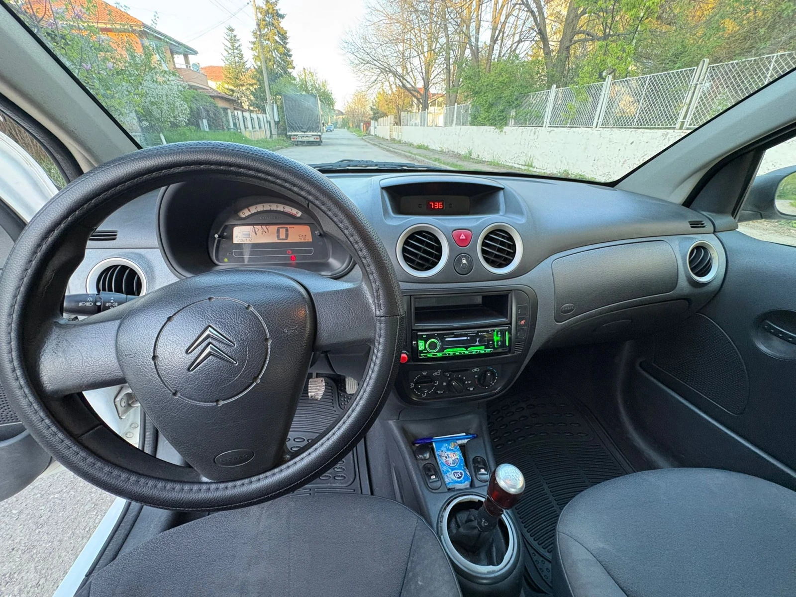Citroen C2 1.1i, снимка 11 - Автомобили и джипове - 54328453