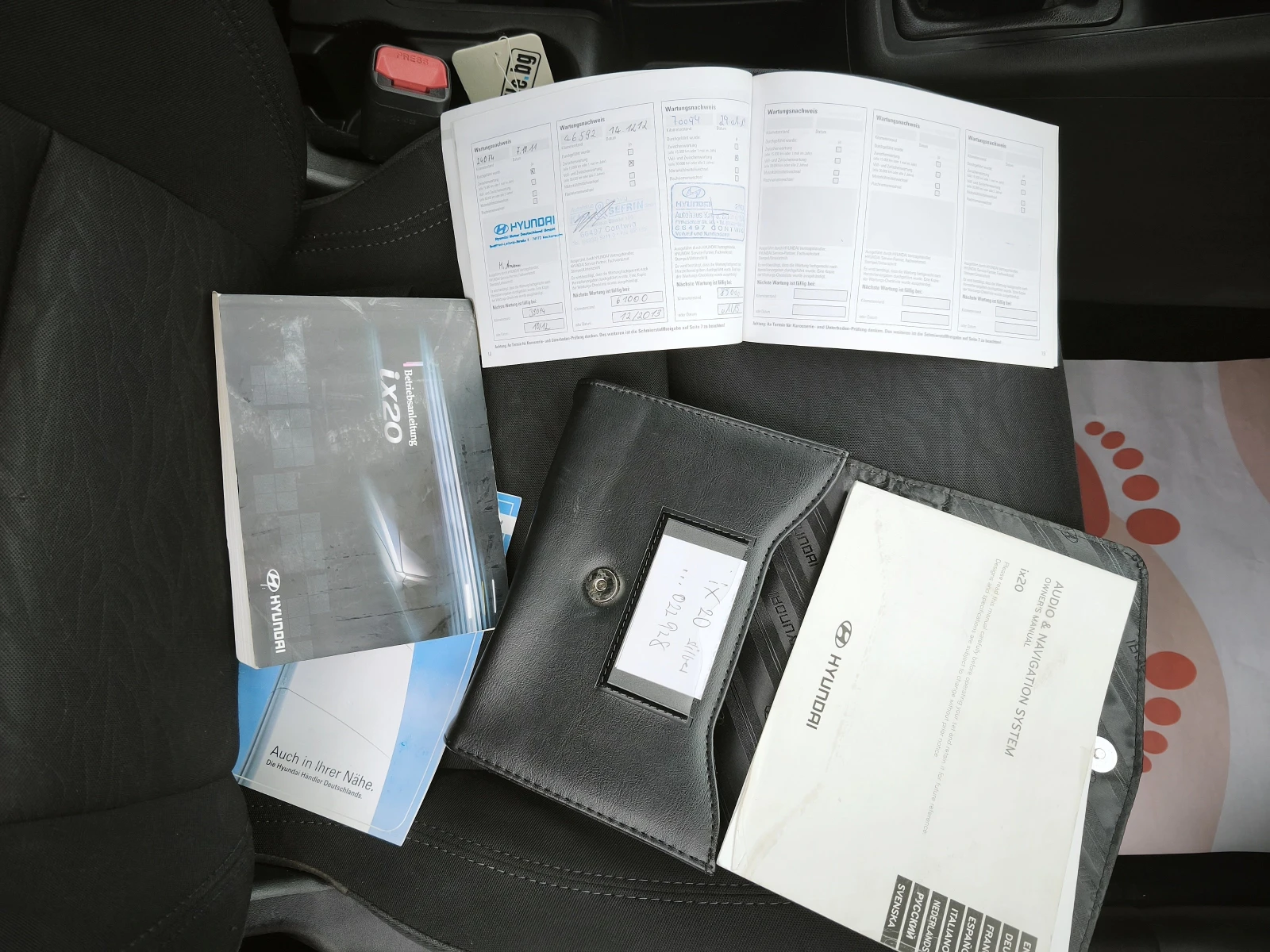 Hyundai Ix20 1.4crdi - EURO5 - NAVI, снимка 14 - Автомобили и джипове - 54567557
