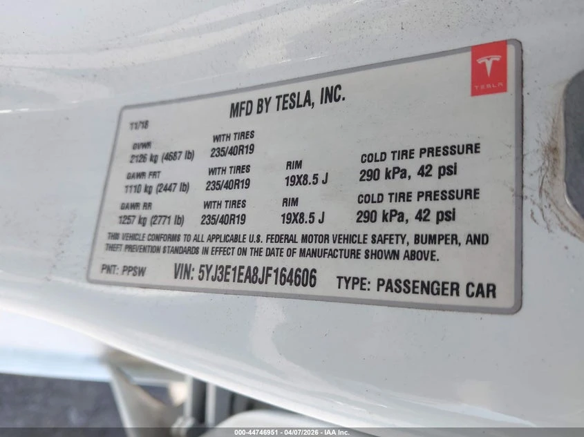 Tesla Model 3 Mid Range, снимка 9 - Автомобили и джипове - 54569210