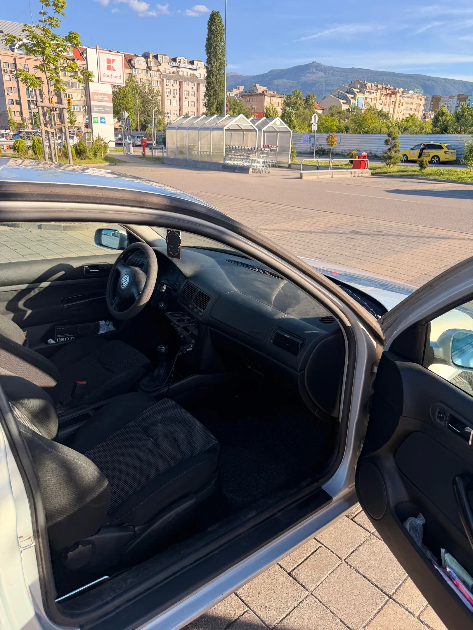 VW Golf, снимка 15 - Автомобили и джипове - 54905109