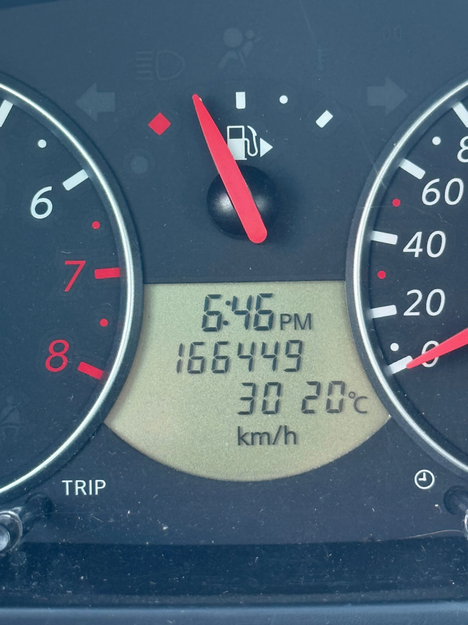 Nissan Micra, снимка 7 - Автомобили и джипове - 55151154