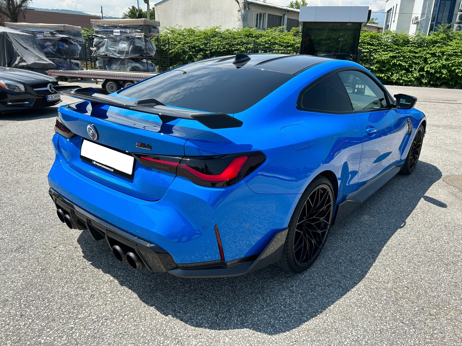BMW M4 Akrapovic M performance, снимка 5 - Автомобили и джипове - 55457536