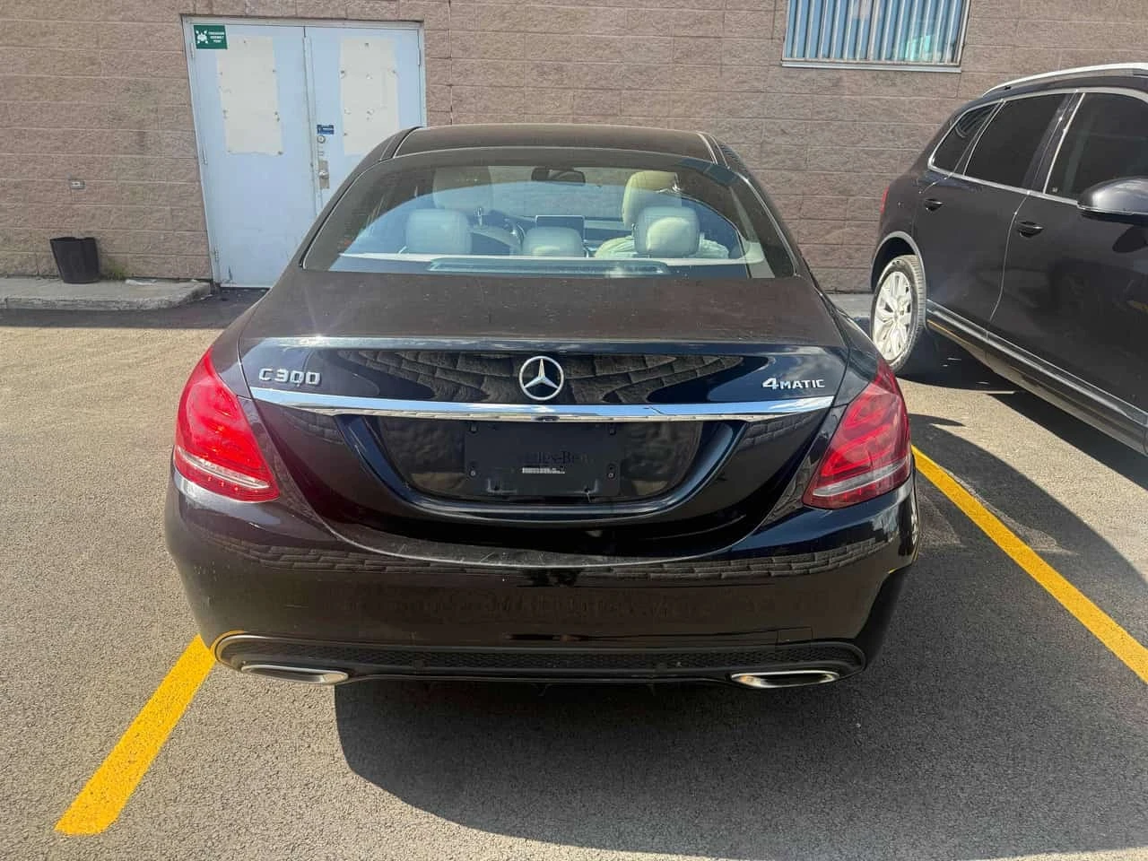 Mercedes-Benz C 300 * CARFAX * ОПЦИЯ ЗА ФИНАНСИРАНЕ, снимка 4 - Автомобили и джипове - 55777872