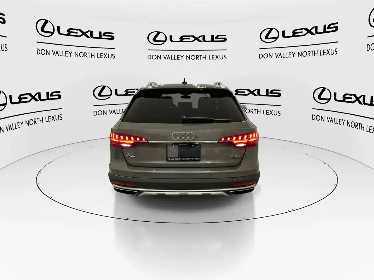 Audi A4 Allroad TECHNIK PLUS/�����/��������/HUD/FULL | Mobile.bg � ����������� 4
