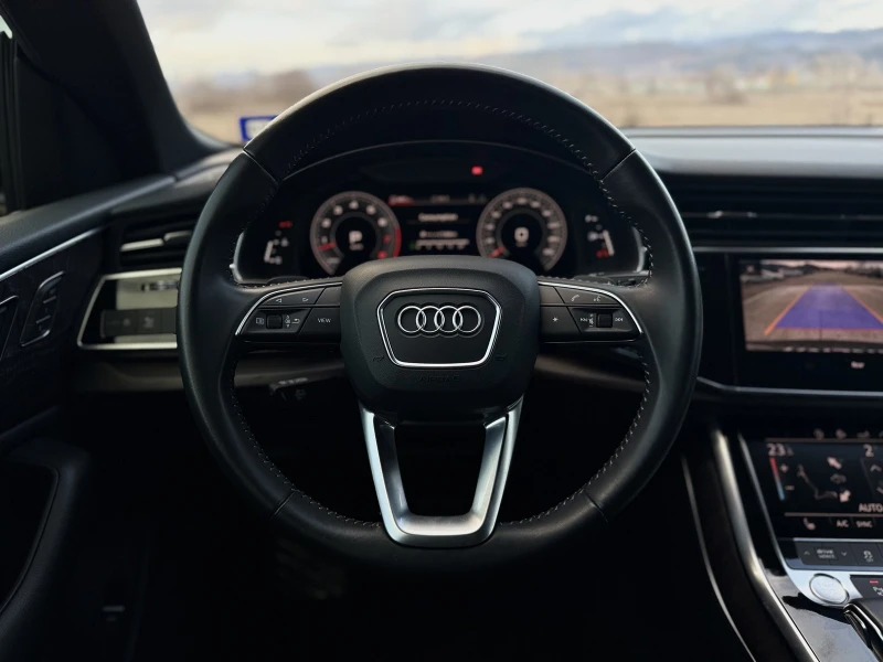 Audi Q8 55 TFSI Night Black/Mild Hybrid/Собствен лизинг, снимка 12 - Автомобили и джипове - 48284468