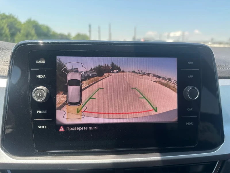 VW T-Roc 1.5 TSI DSG, снимка 14 - Автомобили и джипове - 50703037