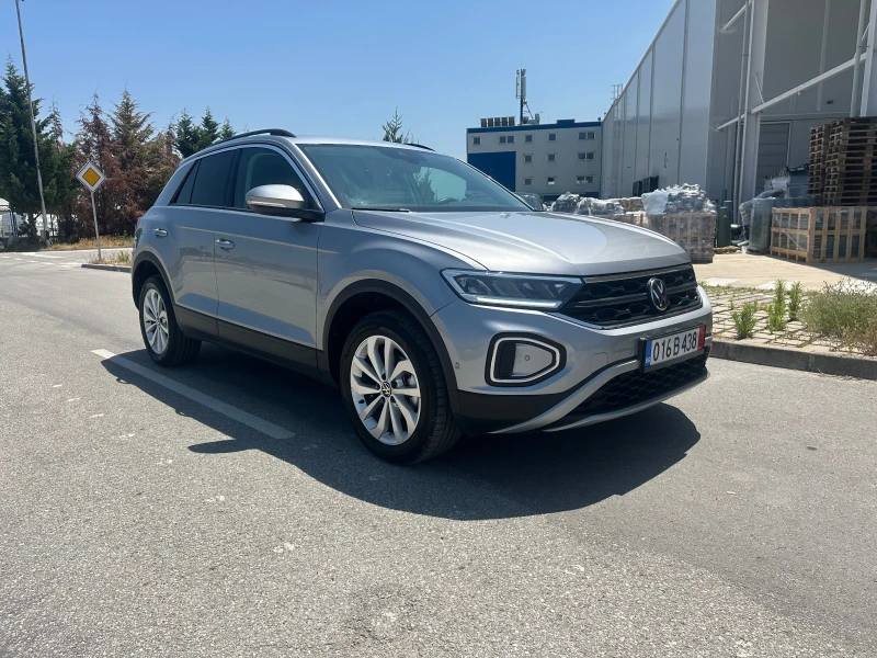 VW T-Roc 1.5 TSI DSG, снимка 3 - Автомобили и джипове - 50703037