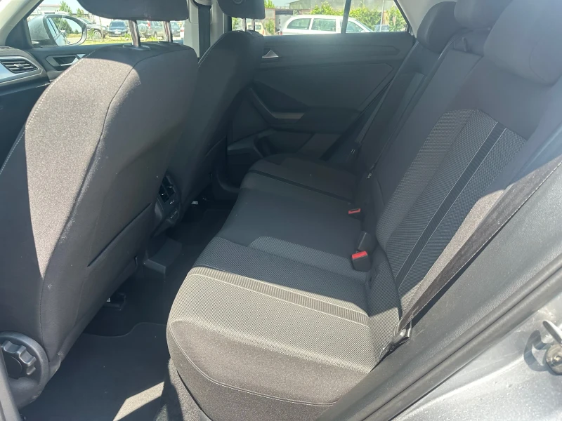 VW T-Roc 1.5 TSI DSG, снимка 8 - Автомобили и джипове - 50703037