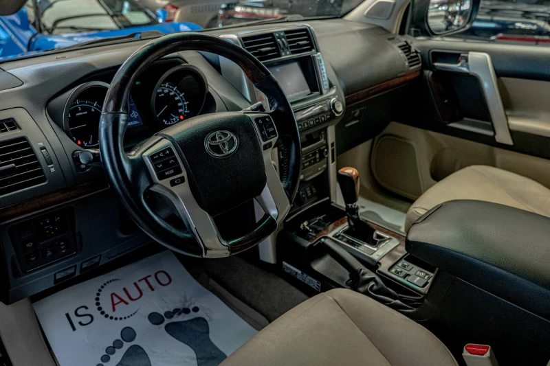 Toyota Land cruiser J150/3.0D-4D/60Anniversary/Камера/Подгрев/Luxury, снимка 8 - Автомобили и джипове - 51450825