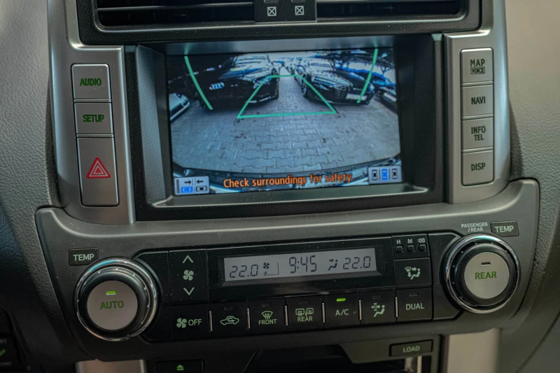 Toyota Land cruiser J150/3.0D-4D/60Anniversary/Камера/Подгрев/Luxury, снимка 14 - Автомобили и джипове - 51450825