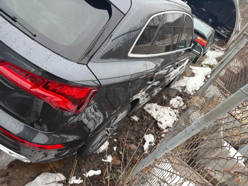 Audi SQ5 * Technik * CARFAX * БЕЗ ПЪРВОНАЧАЛНА ВНОСКА, снимка 3 - Автомобили и джипове - 53102532
